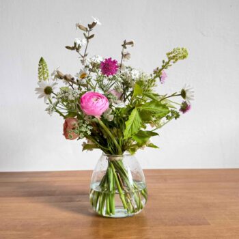 Kytice na obřadní stůl