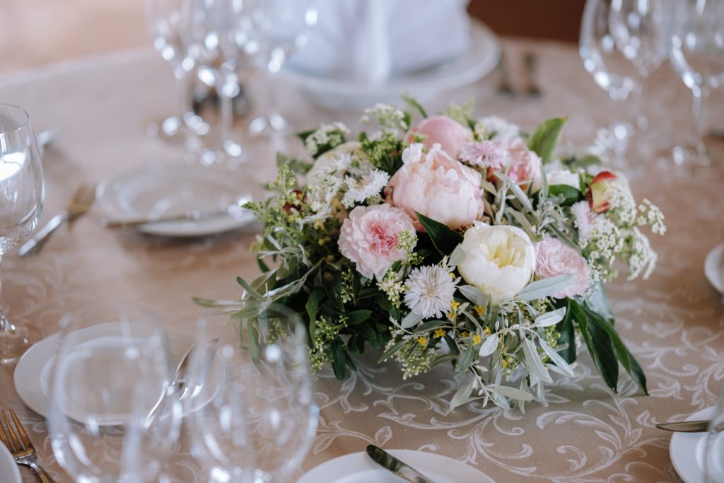 Svatba na zámku pivoňky